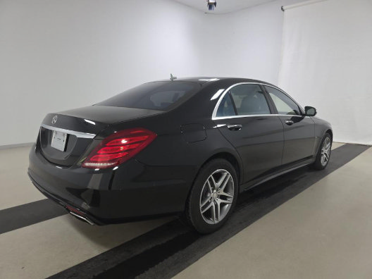 Used 2014 Mercedes-Benz S 550 Sedan w/ Sport Package image 2