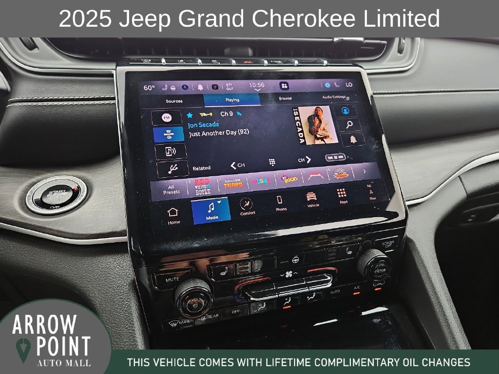 Used 2025 Jeep Grand Cherokee Limited AWD/4WD image 25