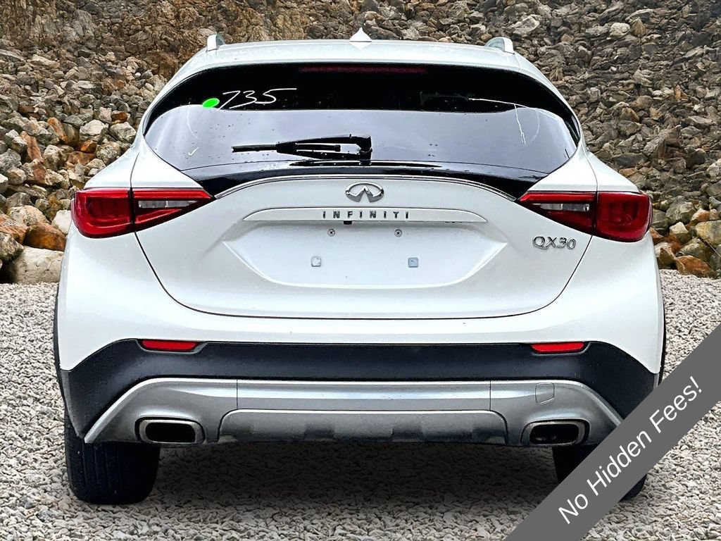 Used 2018 INFINITI QX30 AWD image 4