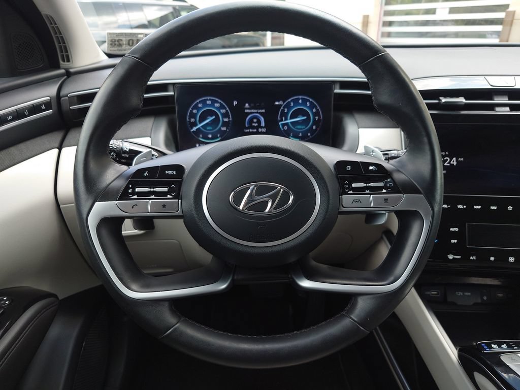 Certified 2024 Hyundai Tucson Limited AWD/4WD image 15