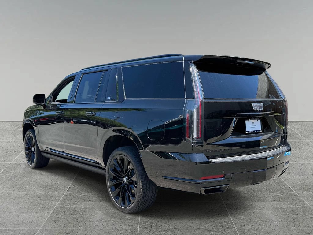 Used 2026 Cadillac Escalade ESV Platinum Sport w/ LPO, ONYX Package AWD/4WD image 12