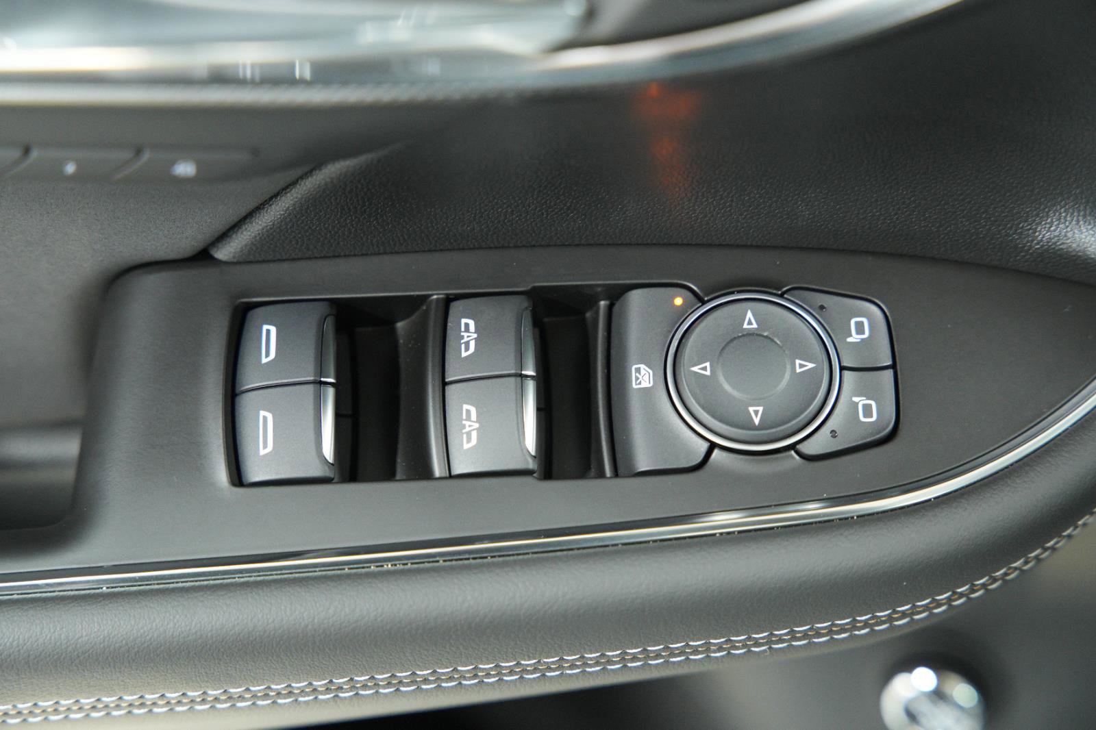 New 2025 Buick Envision Sport Touring image 26