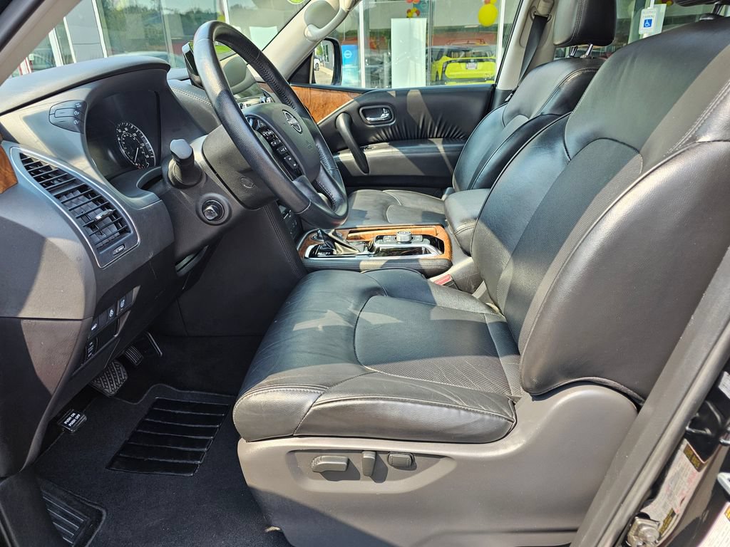 Used 2024 Nissan Armada SL w/ Captain's Chairs Package AWD/4WD image 21