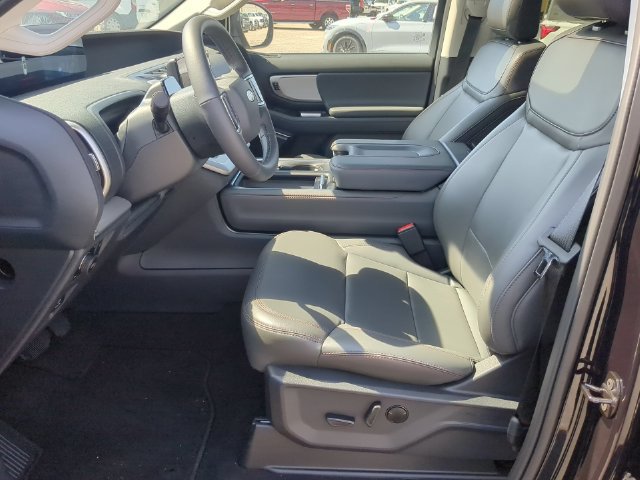 New 2025 Ford Expedition Active AWD/4WD image 21