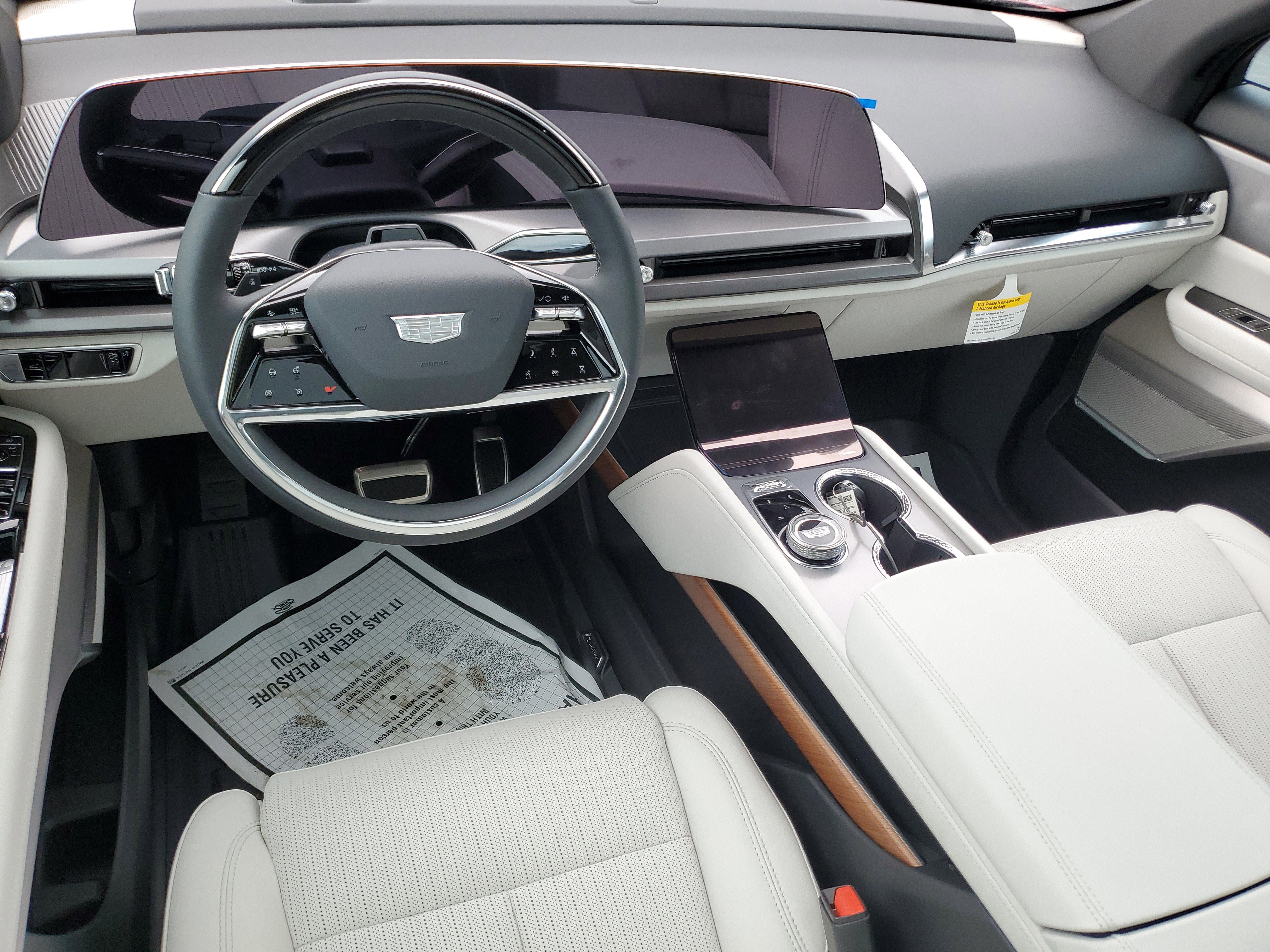 New 2026 Cadillac Vistiq Sport w/ LPO, Floor Liner Package image 7