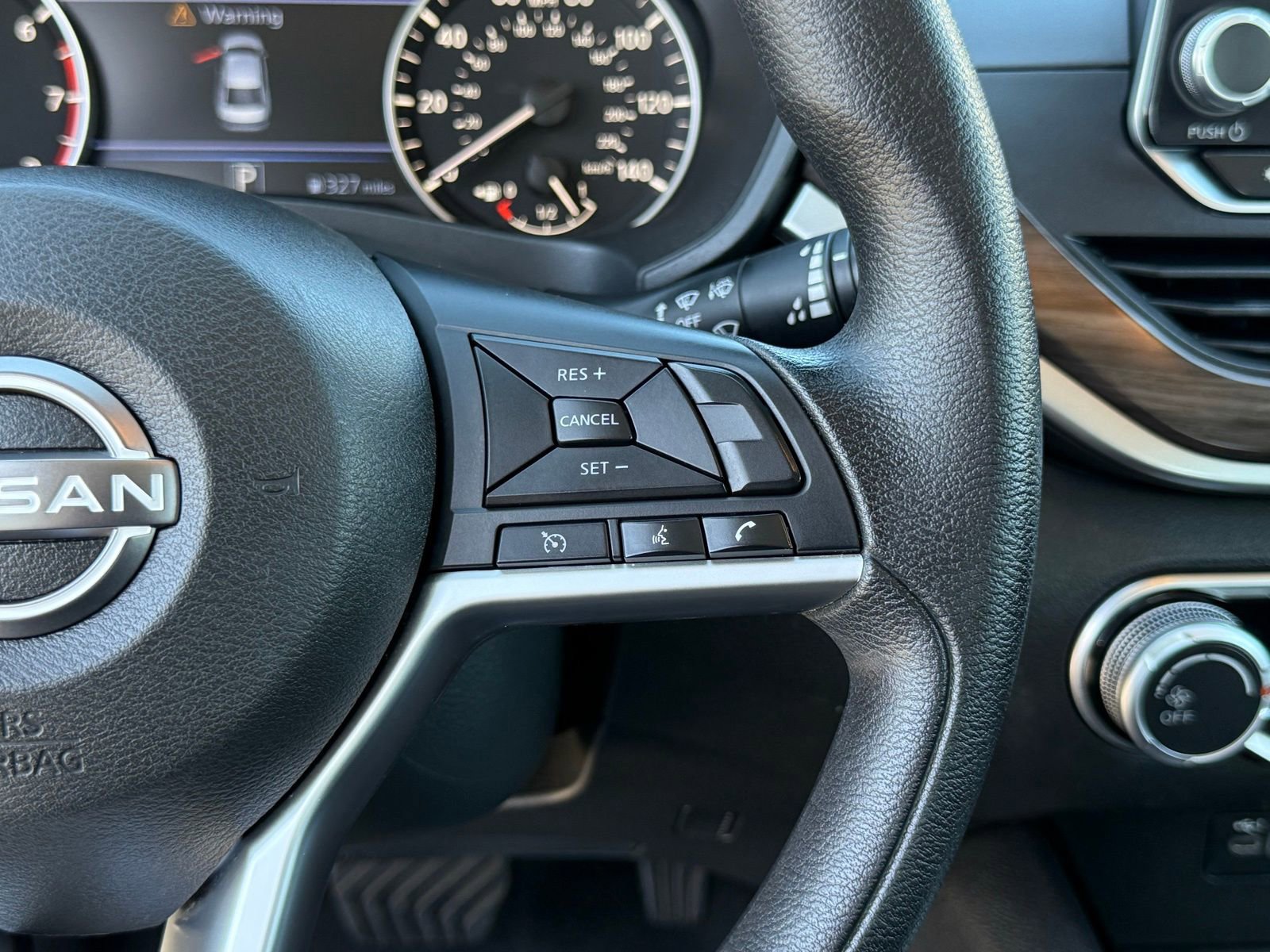 Used 2024 Nissan Altima 2.5 SV image 26