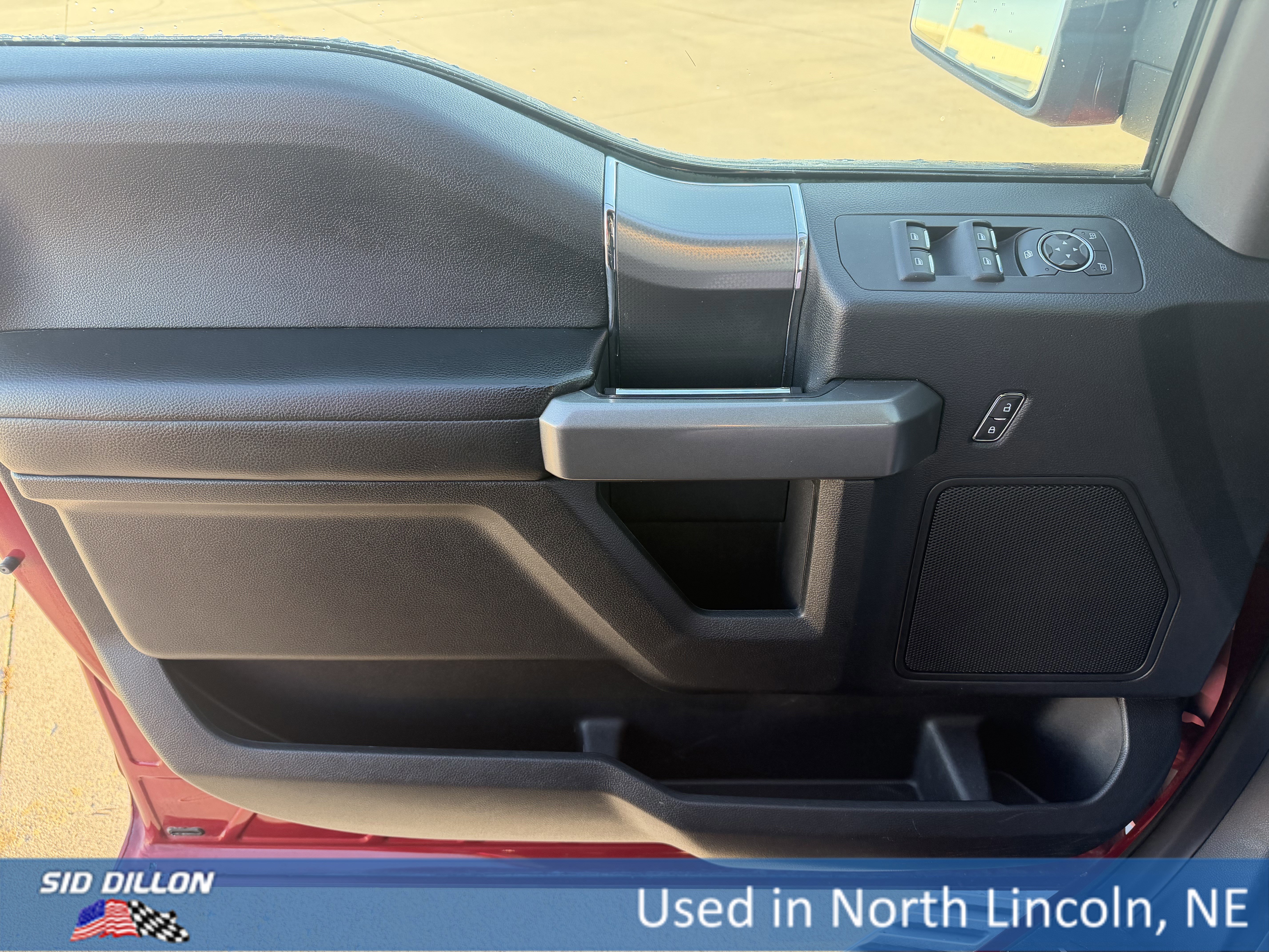 Used 2016 Ford F150 XLT w/ Equipment Group 302A Luxury image 18