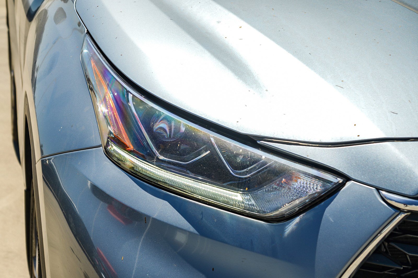 Certified 2024 Toyota Highlander Limited FWD image 9
