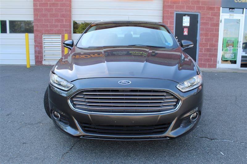 Used 2016 Ford Fusion SE w/ Equipment Group 202A FWD image 8