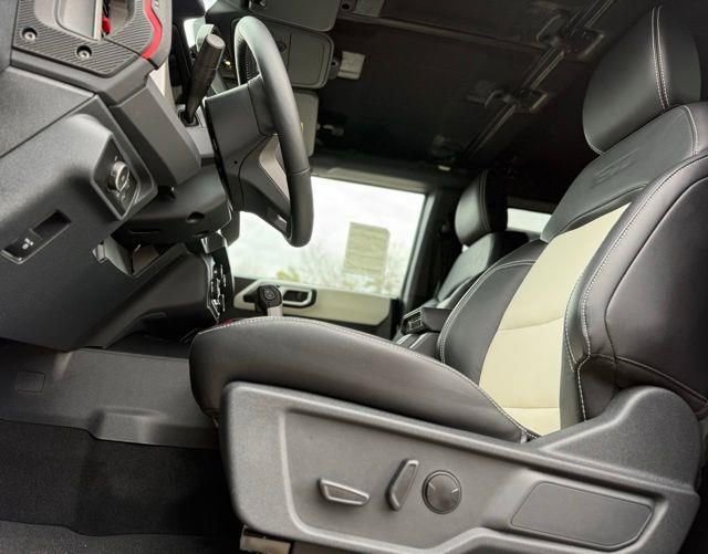 New 2026 Ford Bronco Outer Banks image 16