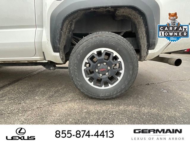 Used 2024 Toyota Tacoma TRD Off-Road AWD/4WD image 25