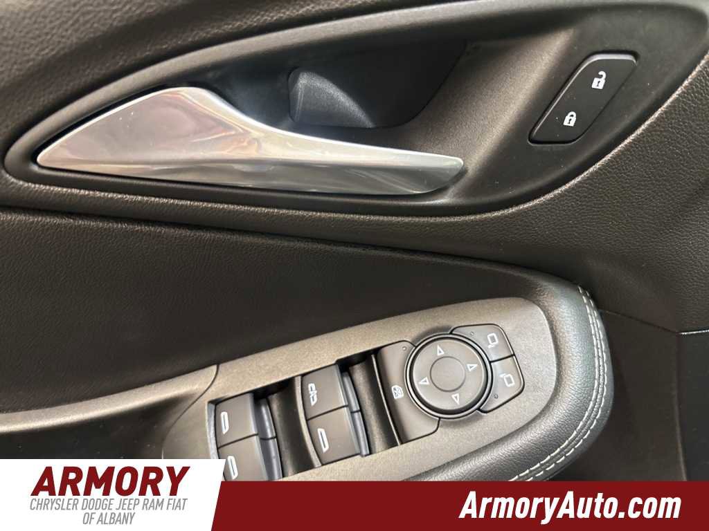 Used 2021 Buick Encore GX Preferred w/ Cold Weather Comfort Package image 8