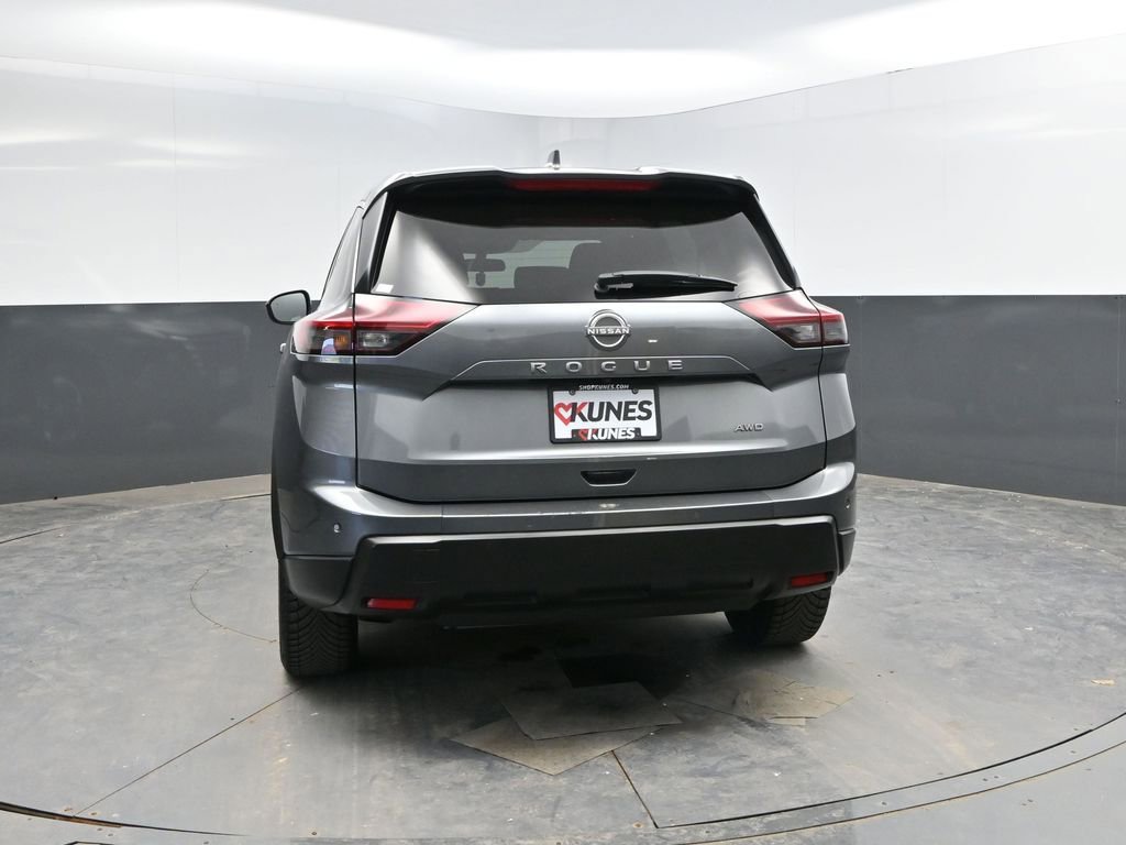 Used 2025 Nissan Rogue SV AWD/4WD image 7