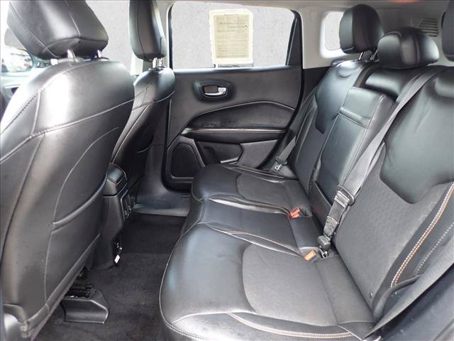 Used 2018 Jeep Compass Latitude w/ Popular Equipment Group AWD/4WD image 9
