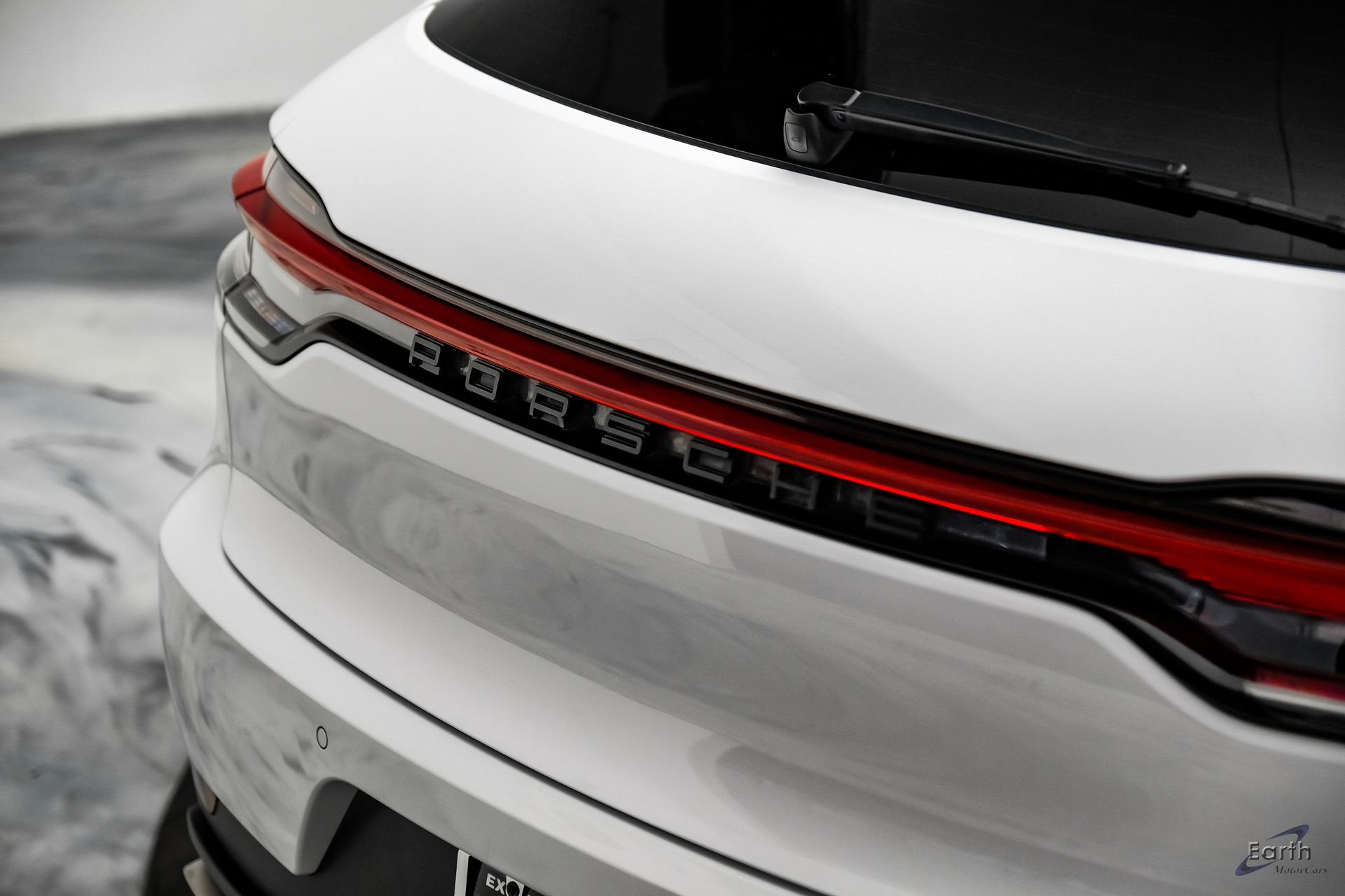 Used 2021 Porsche Macan AWD/4WD image 15