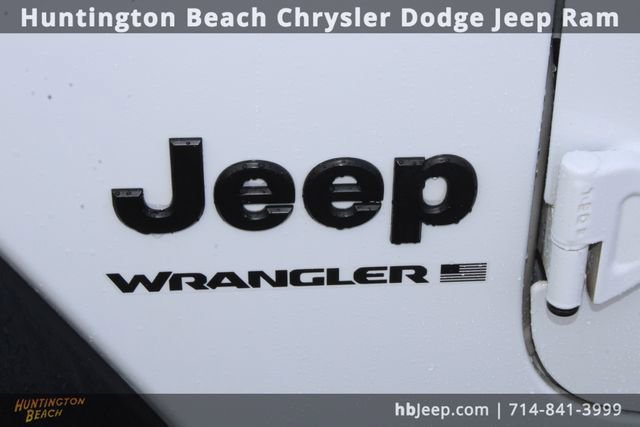 Used 2023 Jeep Wrangler Sport image 8