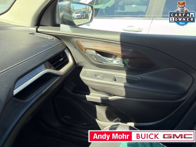 Used 2019 GMC Terrain Denali w/ Advanced Safety Package AWD/4WD image 3
