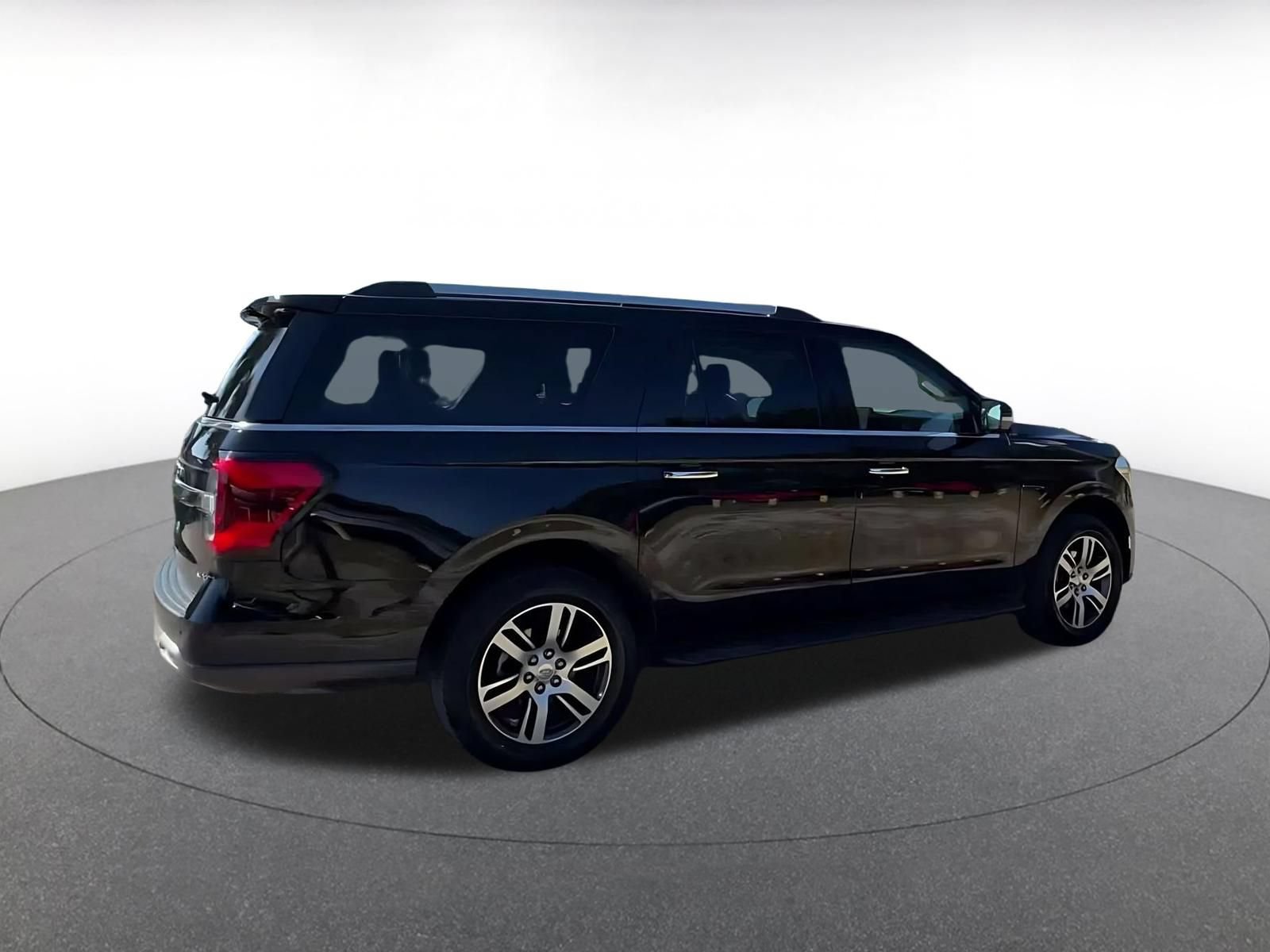 Used 2024 Ford Expedition Max Limited RWD image 13