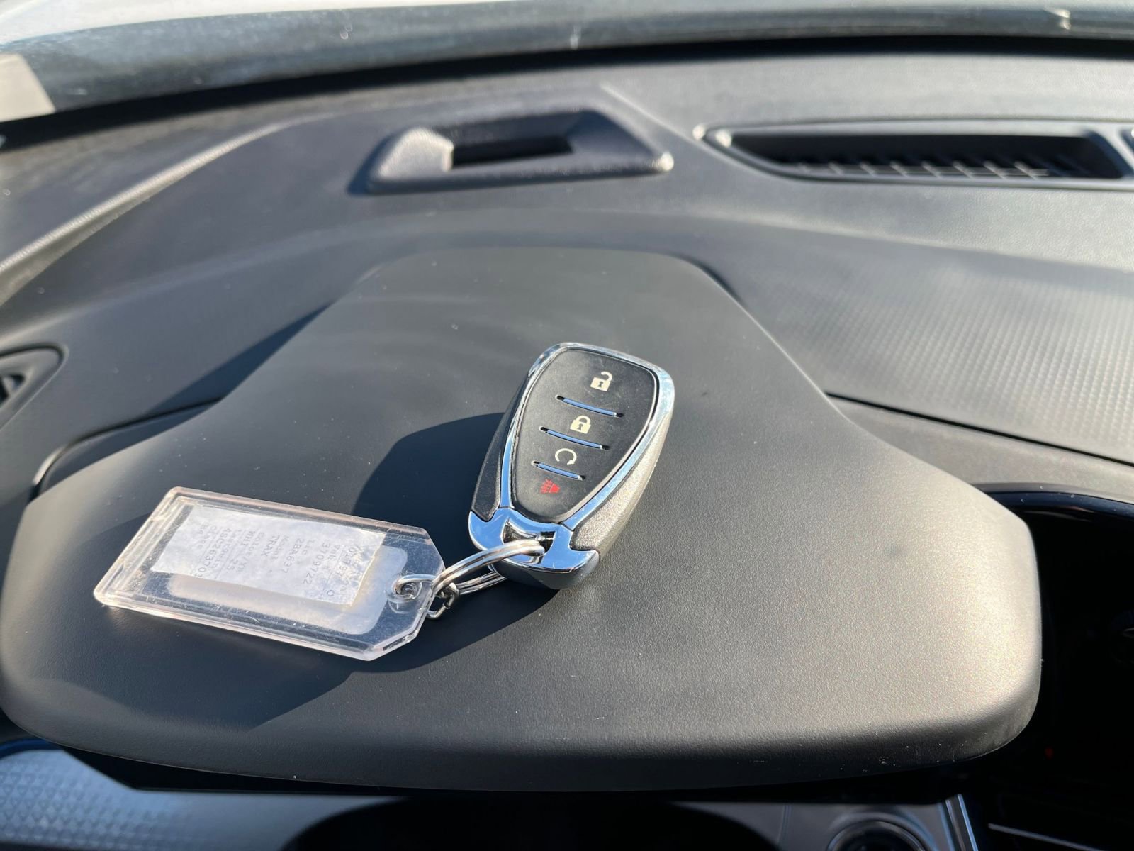 Used 2025 Chevrolet Trax LT image 21