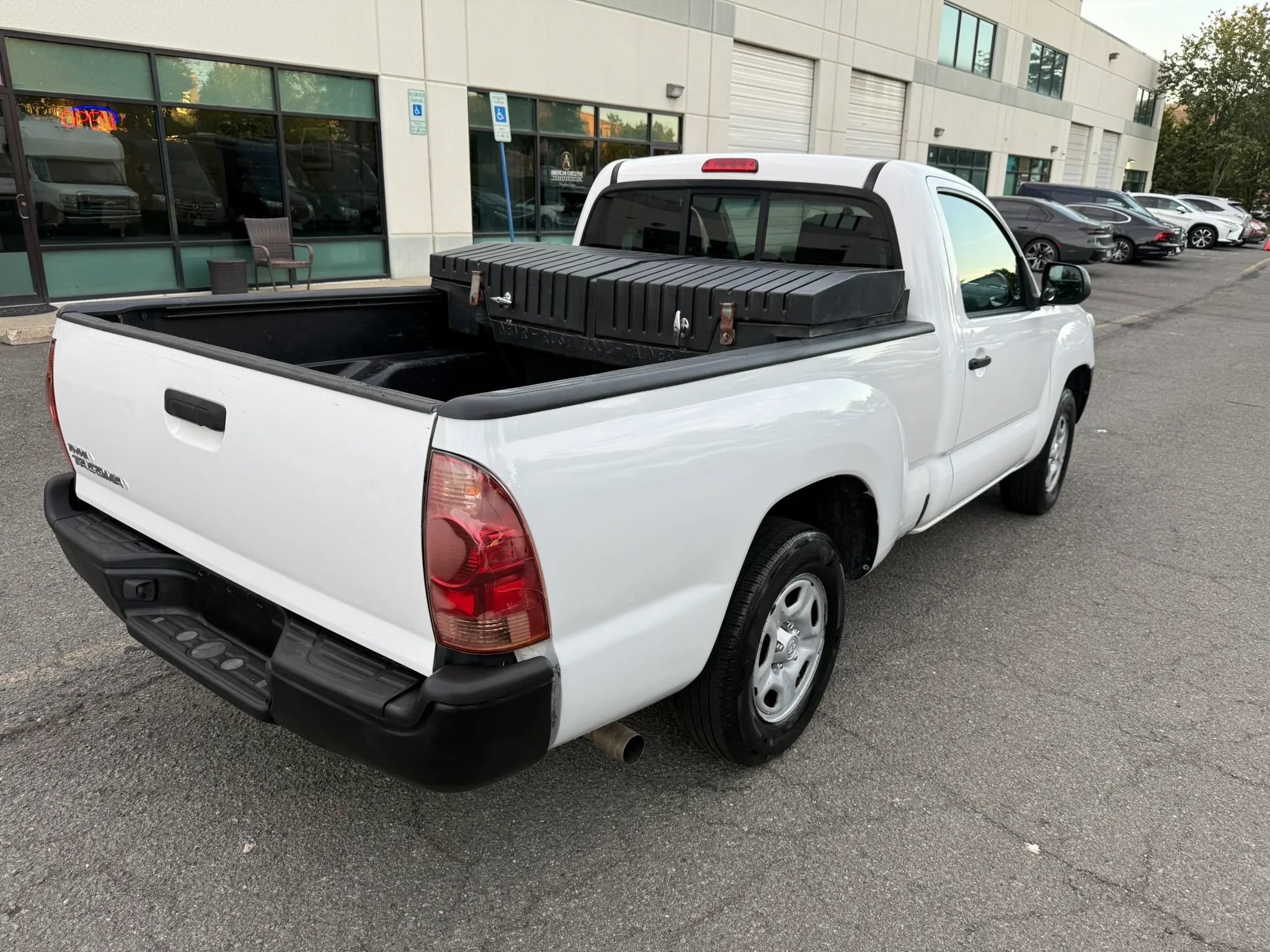 Used 2014 Toyota Tacoma 2WD Regular Cab image 4
