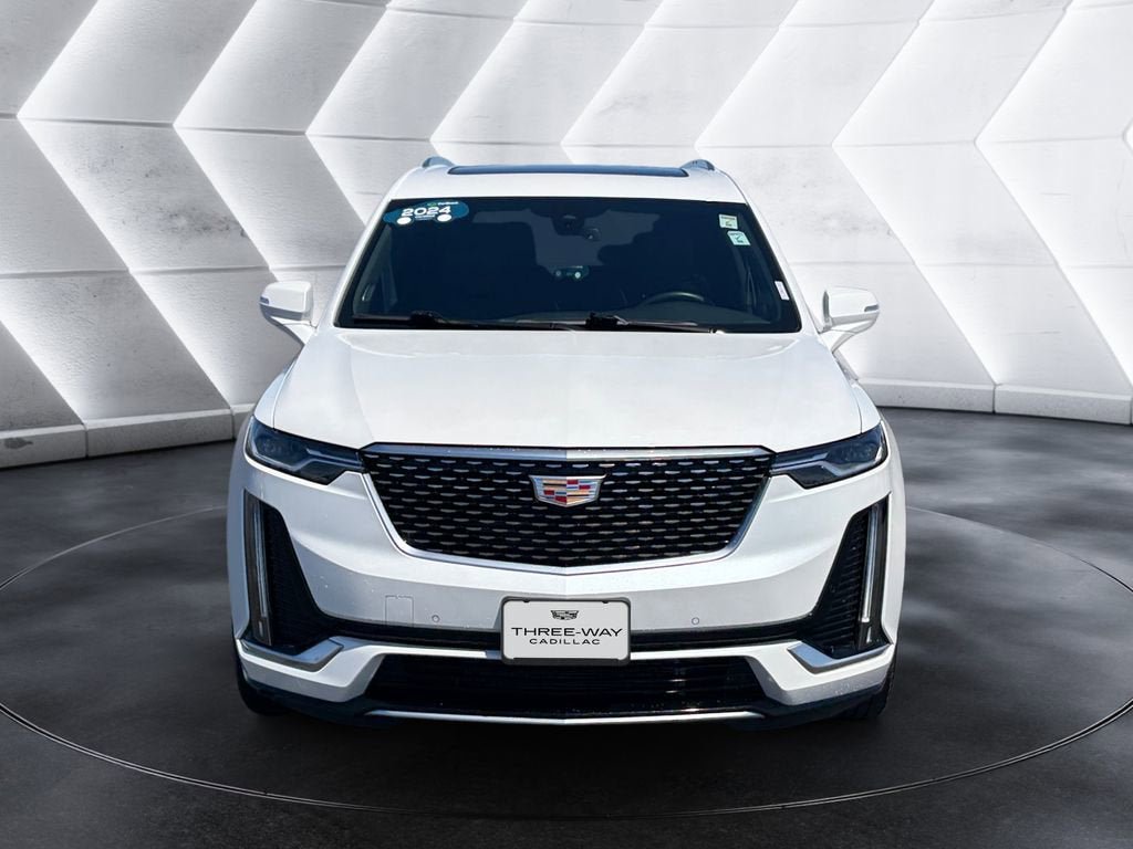 Certified 2024 Cadillac XT6 Premium Luxury FWD image 8
