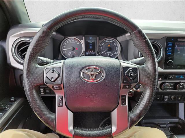 Used 2018 Toyota Tacoma Limited AWD/4WD image 17