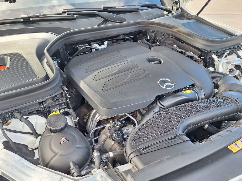 Used 2022 Mercedes-Benz GLC 300 4MATIC image 32