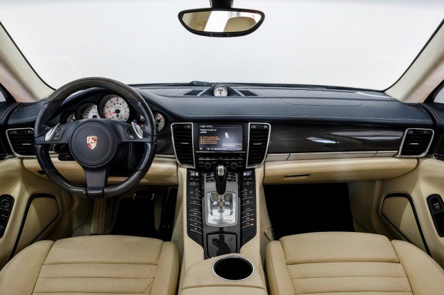 Used 2010 Porsche Panamera Turbo AWD/4WD image 12