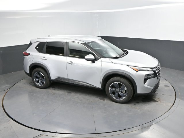 Used 2024 Nissan Rogue SV FWD image 37
