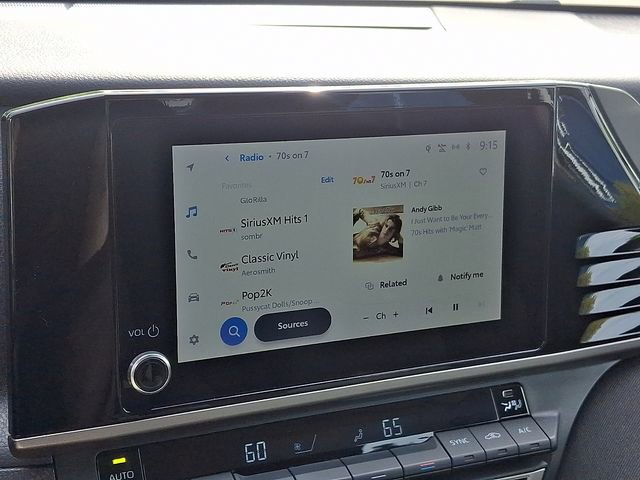 Used 2025 Toyota Camry LE FWD image 18