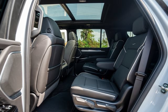 New 2026 Cadillac Escalade Sport AWD/4WD image 11