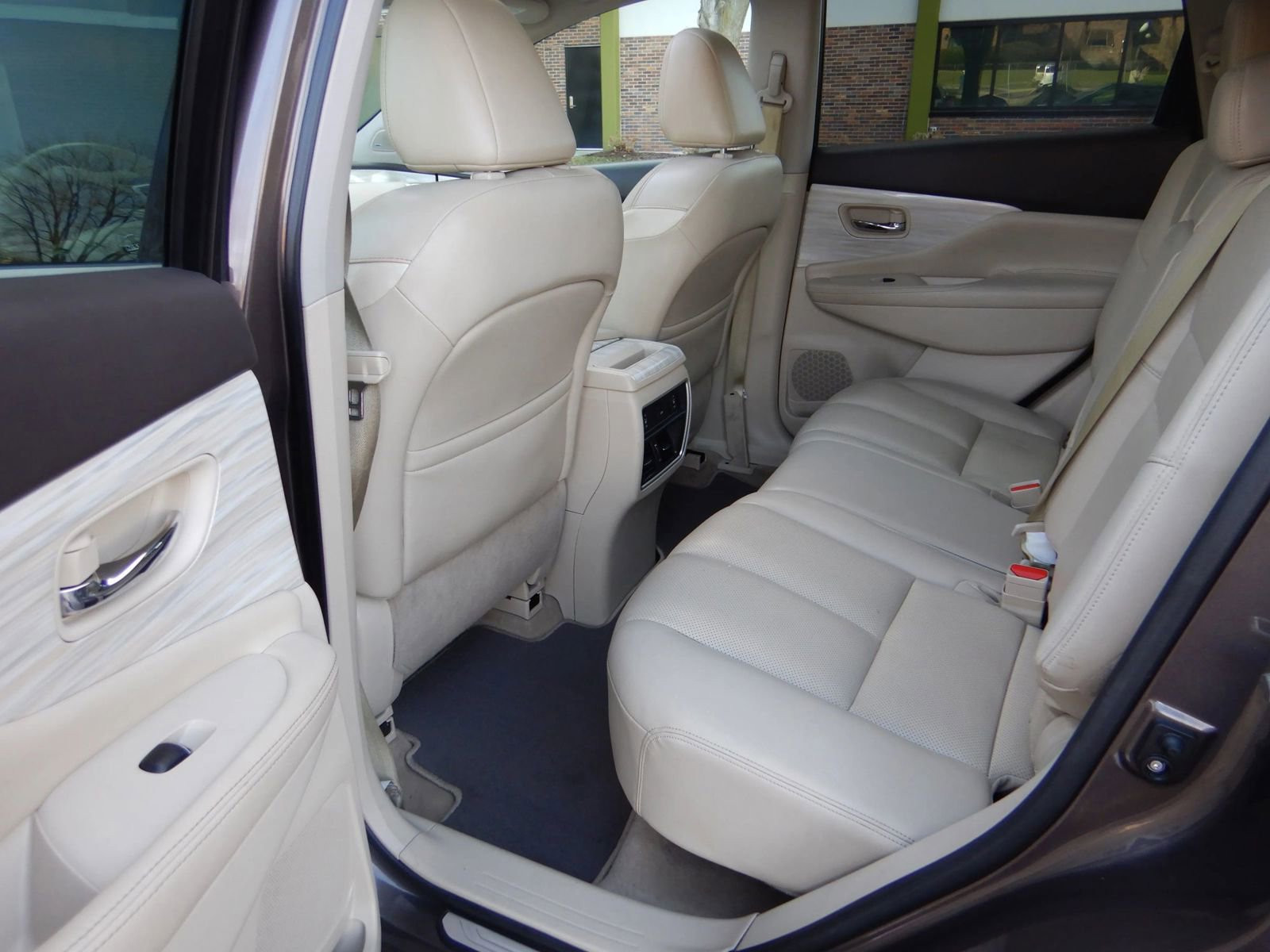 Used 2015 Nissan Murano Platinum w/ Platinum Technology Package AWD/4WD image 16