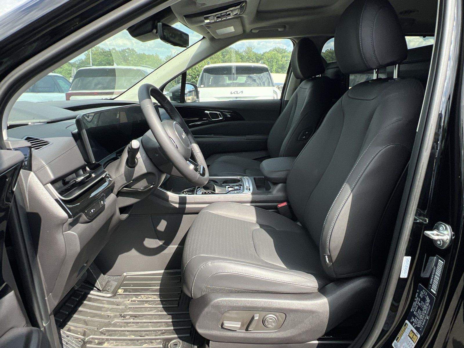 New 2026 Kia Carnival SX Prestige FWD image 18