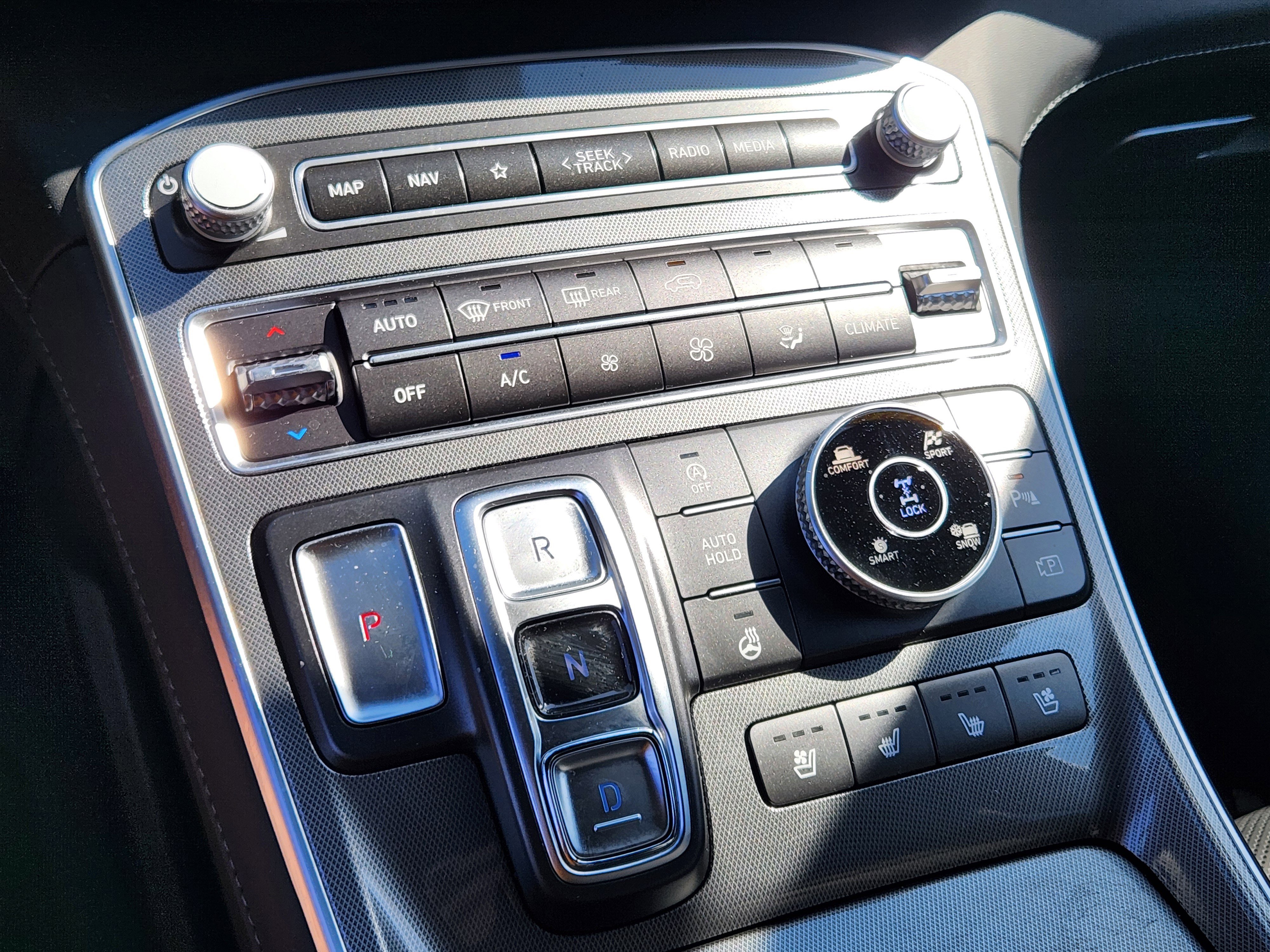 Used 2023 Hyundai Santa Fe Calligraphy image 20