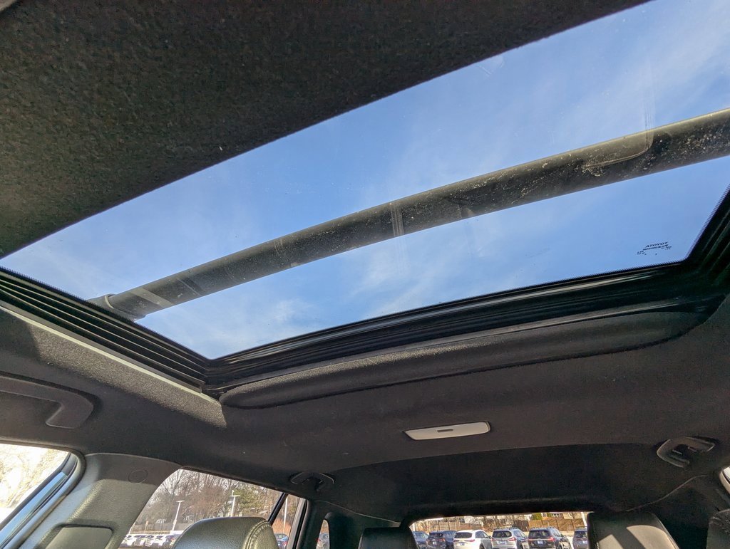 Used 2023 Toyota Corolla Cross XSE image 22