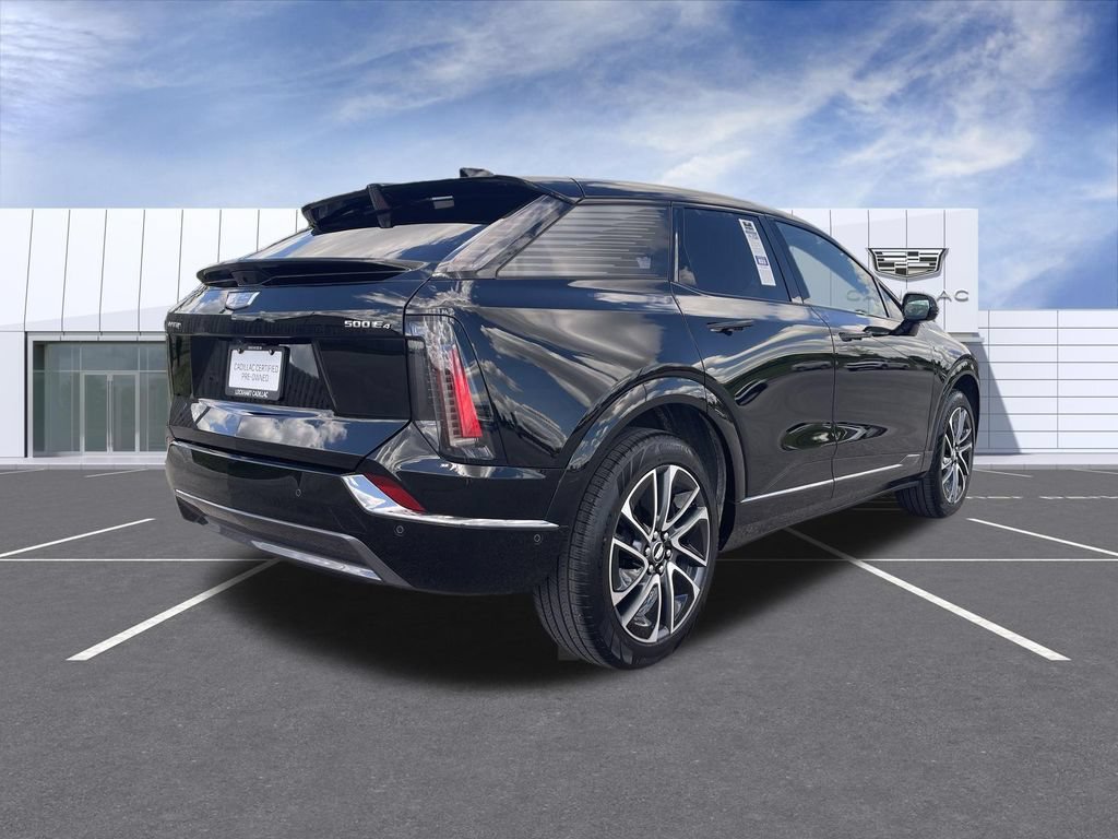 Certified 2025 Cadillac Optiq Sport 1 AWD/4WD image 8