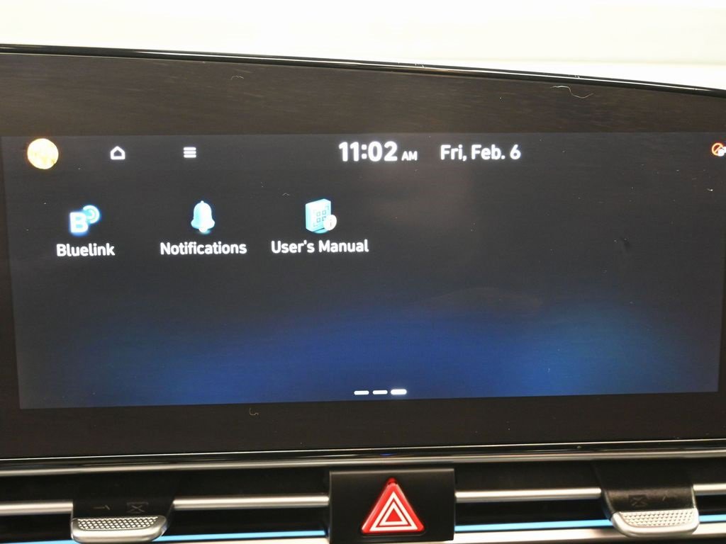 Used 2022 Hyundai Elantra Limited image 25