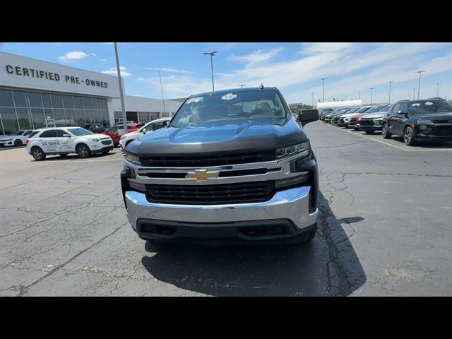 Used 2019 Chevrolet Silverado 1500 LT w/ All-Star Edition AWD/4WD image 3