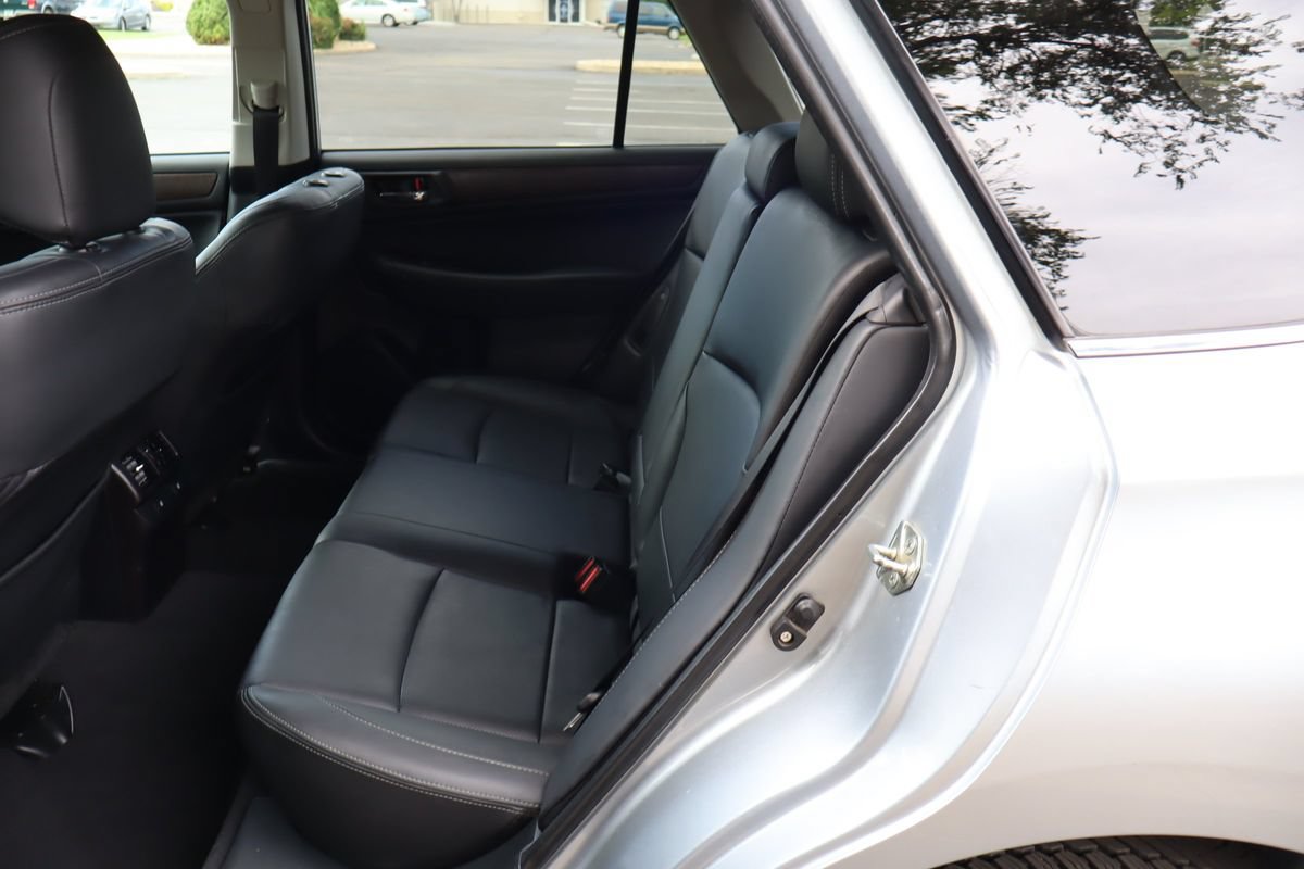 Used 2017 Subaru Outback 3.6R Limited AWD/4WD image 20