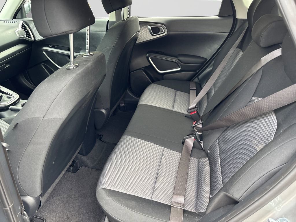 Certified 2023 Kia Soul LX w/ LX Technology Package image 10