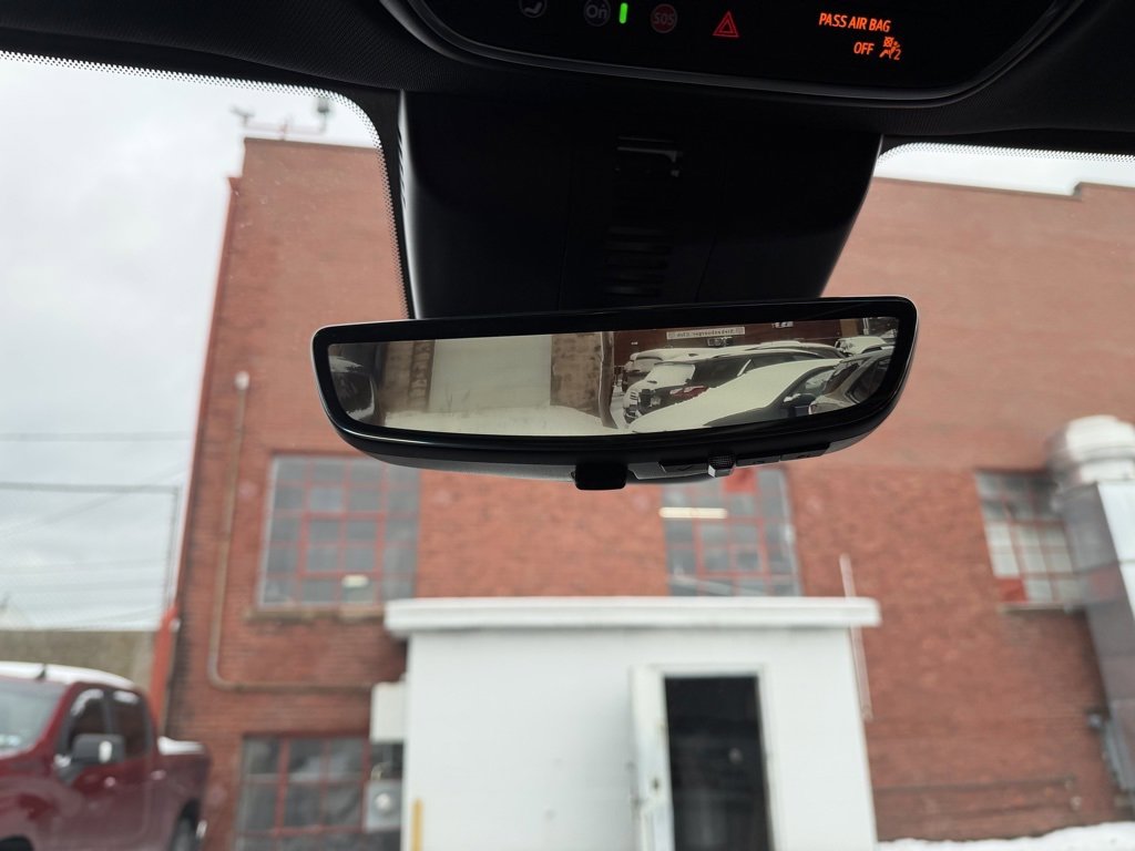 Used 2024 GMC Acadia Denali w/ Super Cruise Package image 27