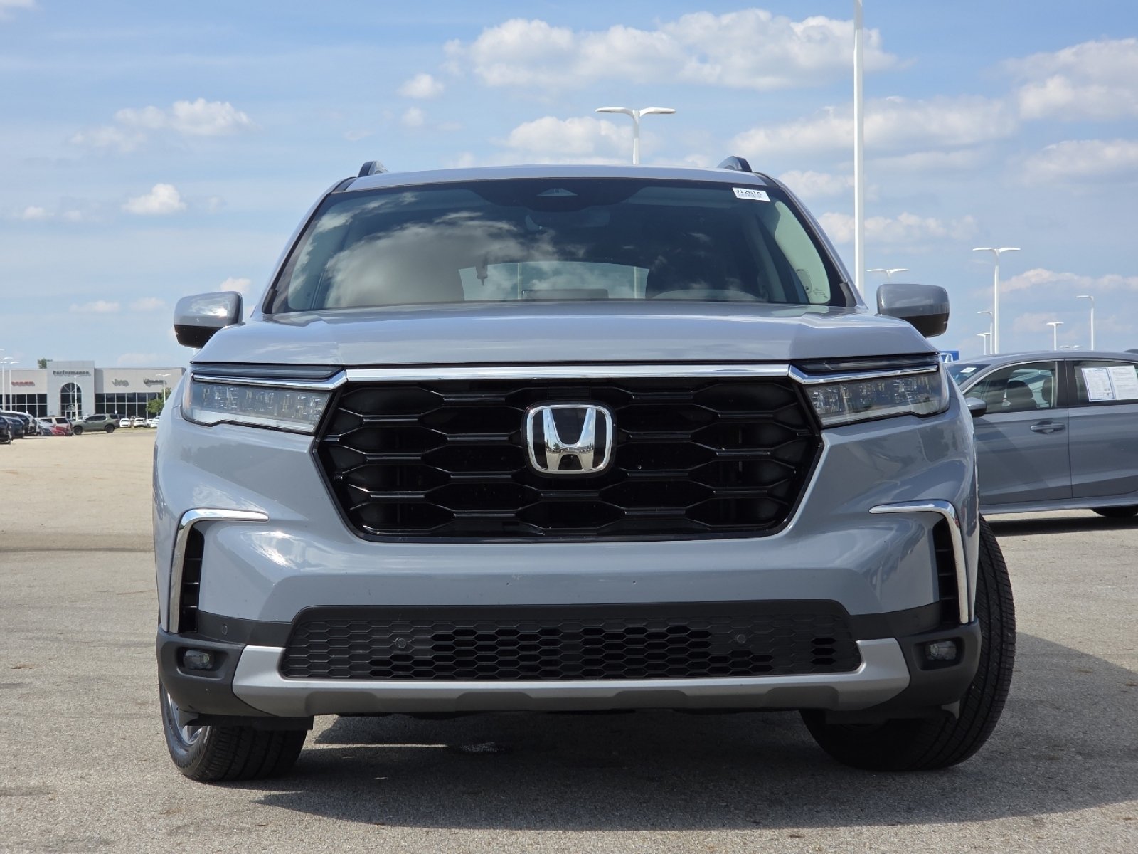 Used 2024 Honda Pilot Touring image 13