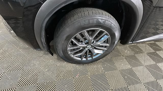 Used 2021 Nissan Rogue S AWD/4WD image 9