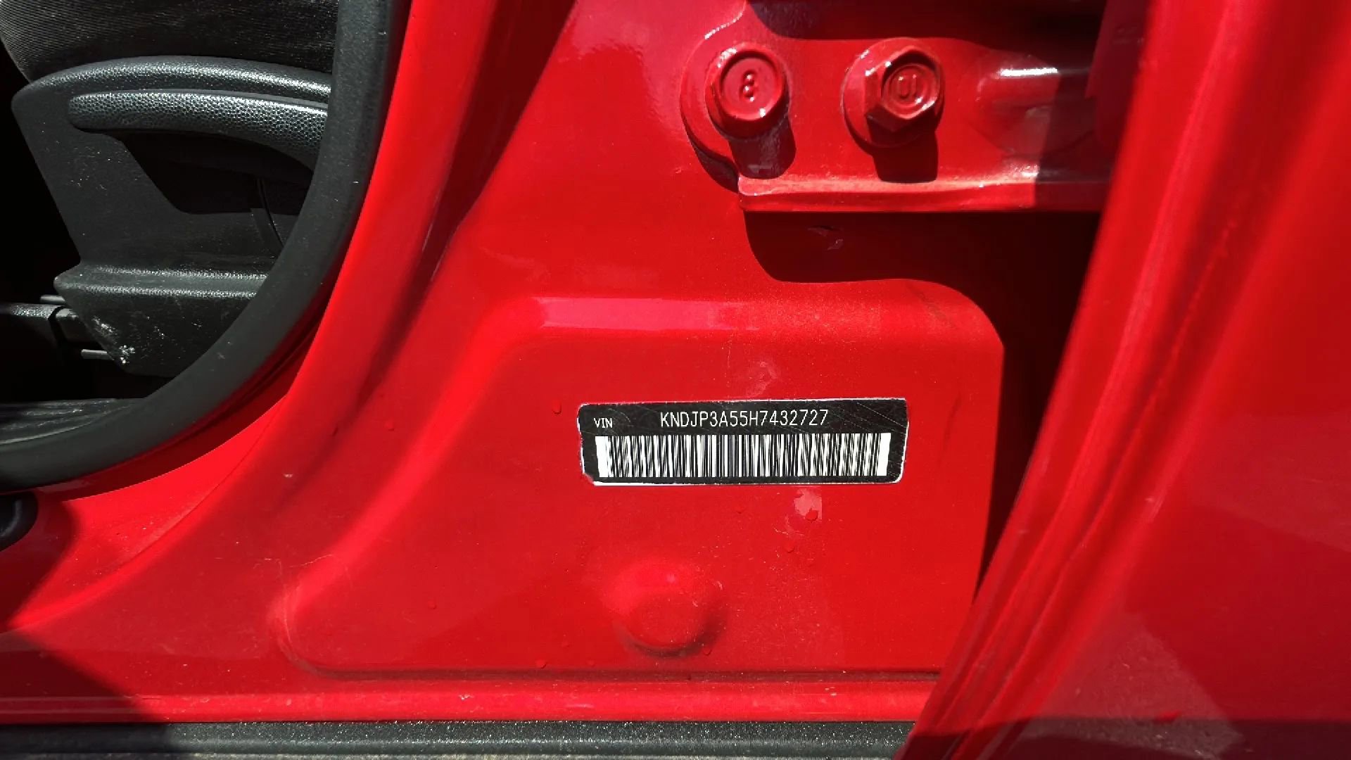 Used 2017 Kia Soul + FWD image 16