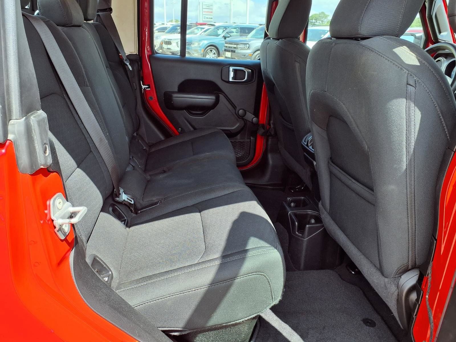 Used 2021 Jeep Gladiator Sport image 21