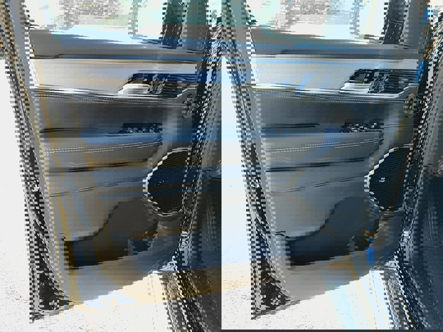 New 2026 Jeep Grand Wagoneer Limited image 8