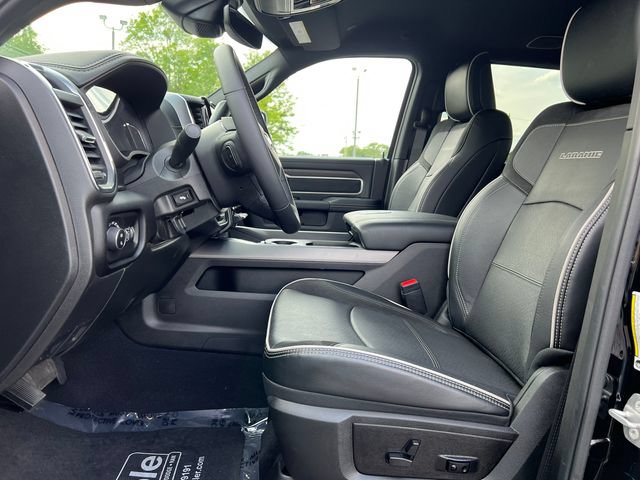 Used 2025 RAM 3500 Laramie AWD/4WD image 4
