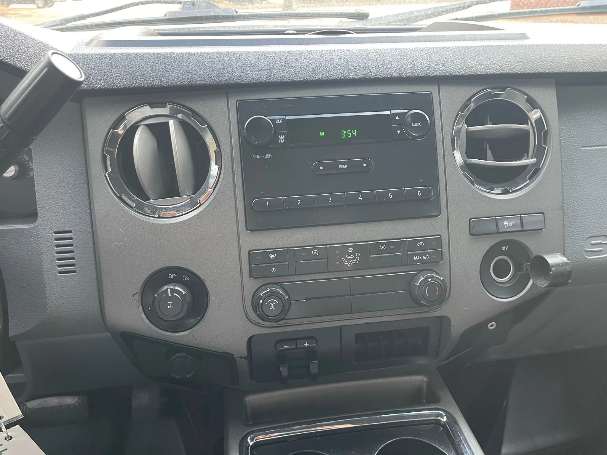 Used 2011 Ford F250 XLT w/ Advanced Security Group image 16