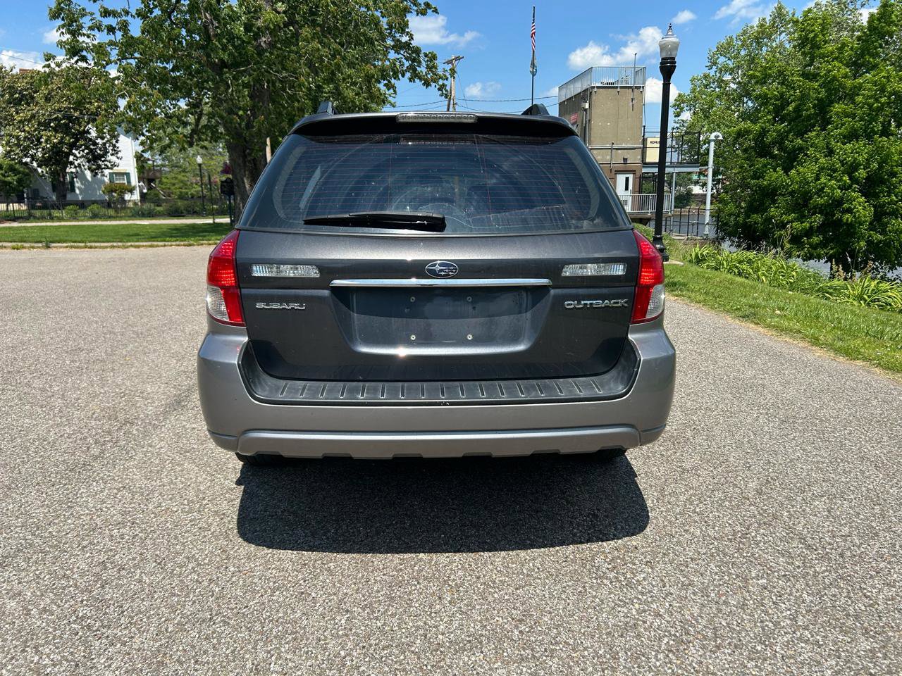 Used 2009 Subaru Outback 2.5i Special Edition AWD/4WD image 4