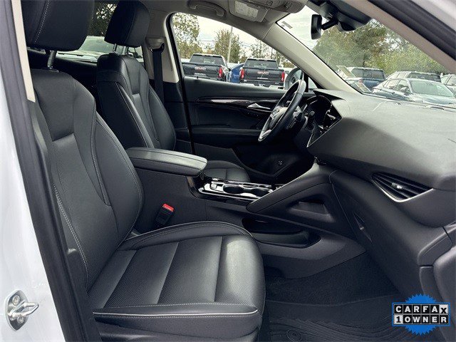 Used 2023 Buick Envision Essence image 30